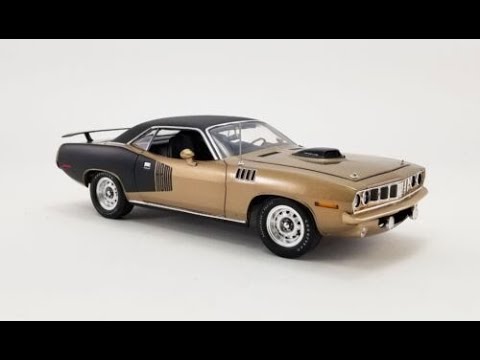 Acme 1:18 1971 Plymouth HEMI 'Cuda - SUPER TRACK PACK - YouTube