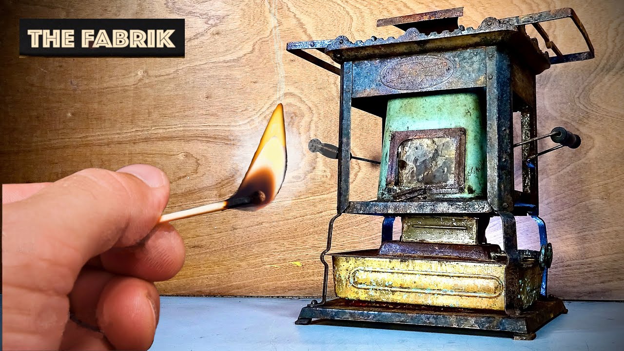 Forgotten and broken 1920'S French stove 