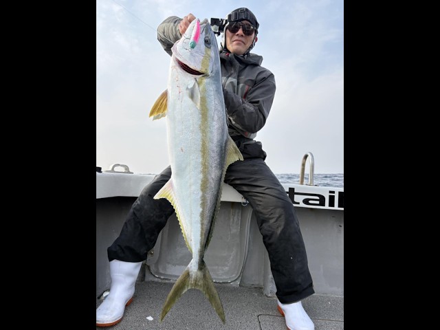 BlueBlueガチペンスイマー180無双その➁ 達喜丸18kgヒラマサキャッチ