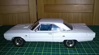 1967 Dodge Coronet R/T Hemi, 1:18 scale, by Highway 61 - YouTube
