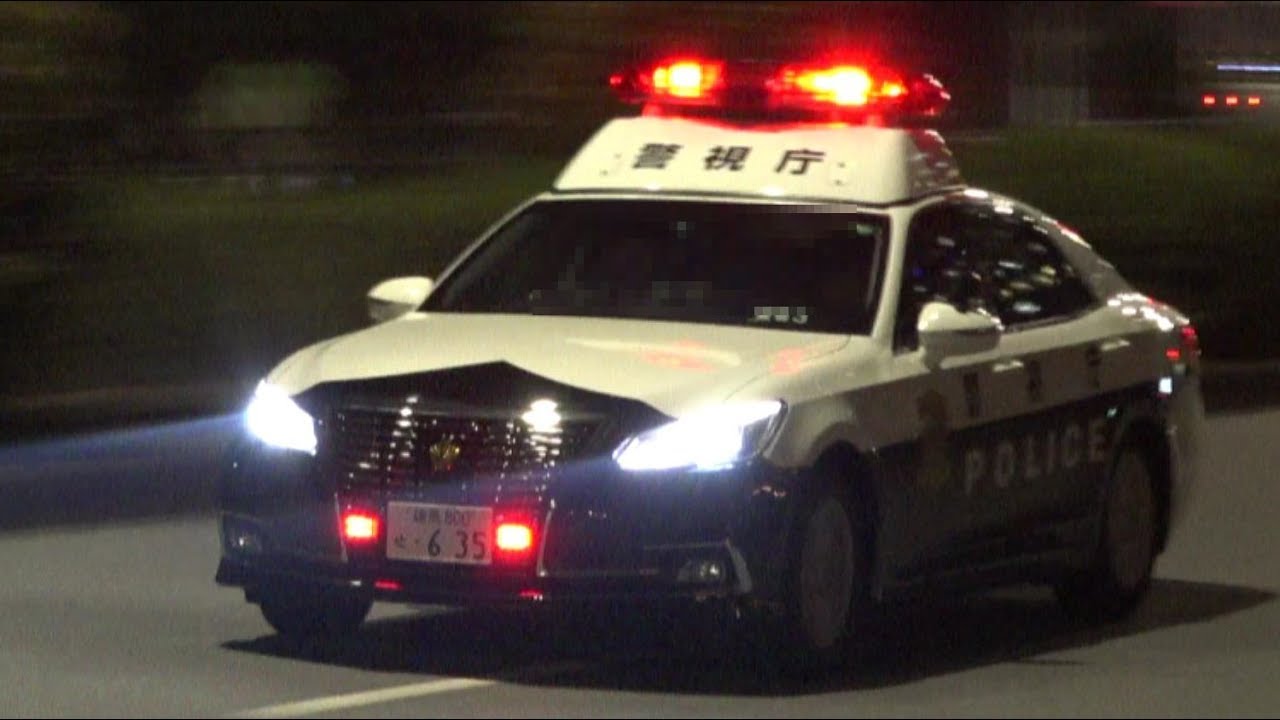 緊急走行!!警視庁新型パトカー 210系クラウン 夜の都心を爆走!! TOYOTA