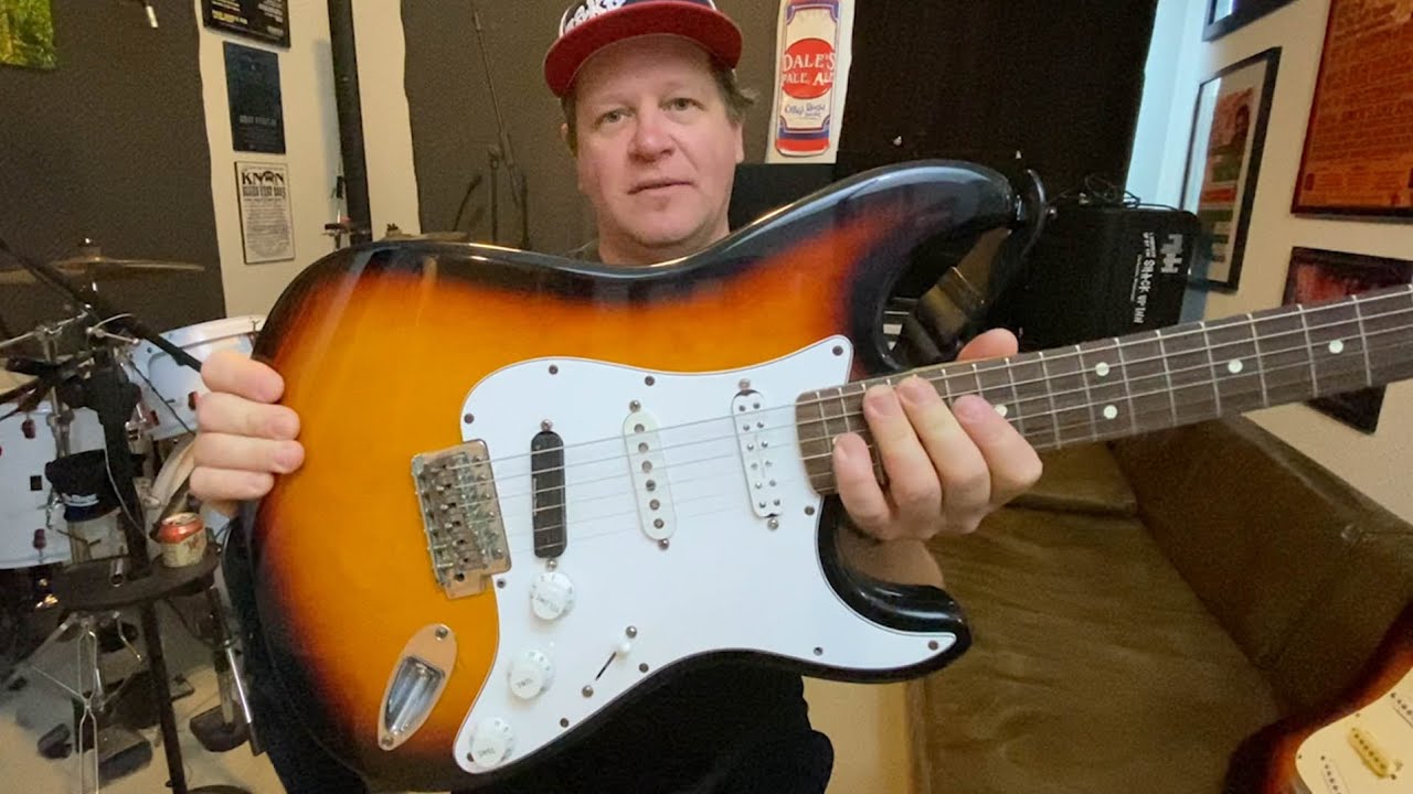 MIM Fender Stratocaster with Seymour Duncan pickups - YouTube