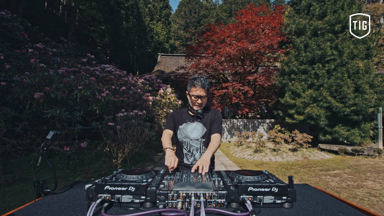 Official】4K【ZEKKEI × Music】Tsuyoshi Suzuki | Koyasan