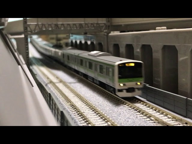 Nゲージ】山手線 すみっコぐらし×やまのてせん KATO E231系500番台走行