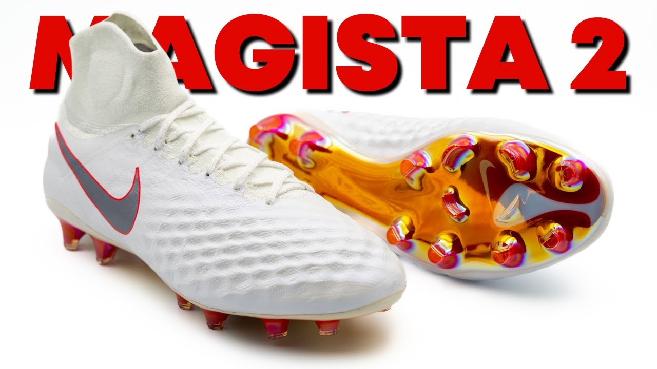 ICON Or FLOP? | Nike Magista Obra 2 Elite - YouTube