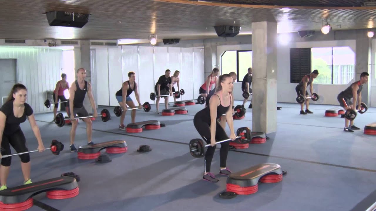 Les Mills BODYPUMP @ 24/7 Fitness - YouTube