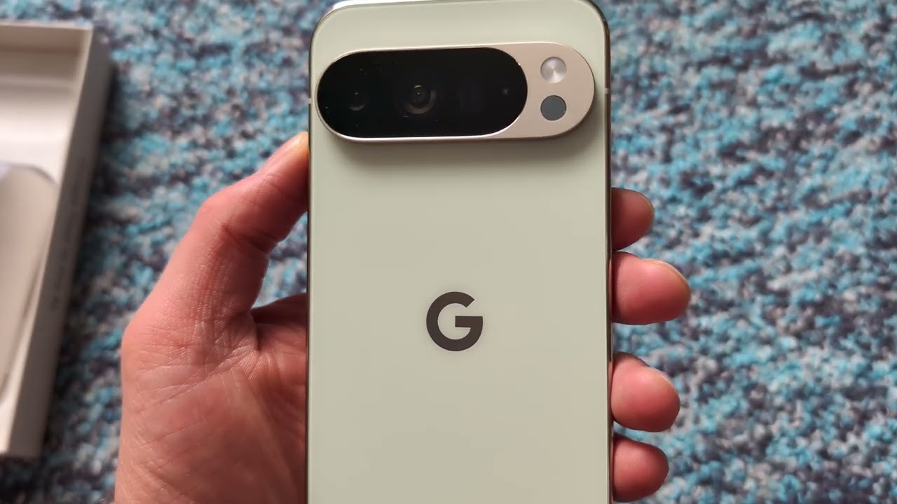 Google Pixel 10 Pro XL Unboxing Jade - YouTube