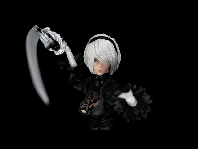 PLAY ARTS改 ヨルハ 二号 B型 DX版紹介！ - YouTube