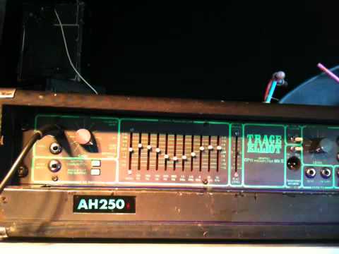 Trace Elliott AH250 Bass Amp - YouTube