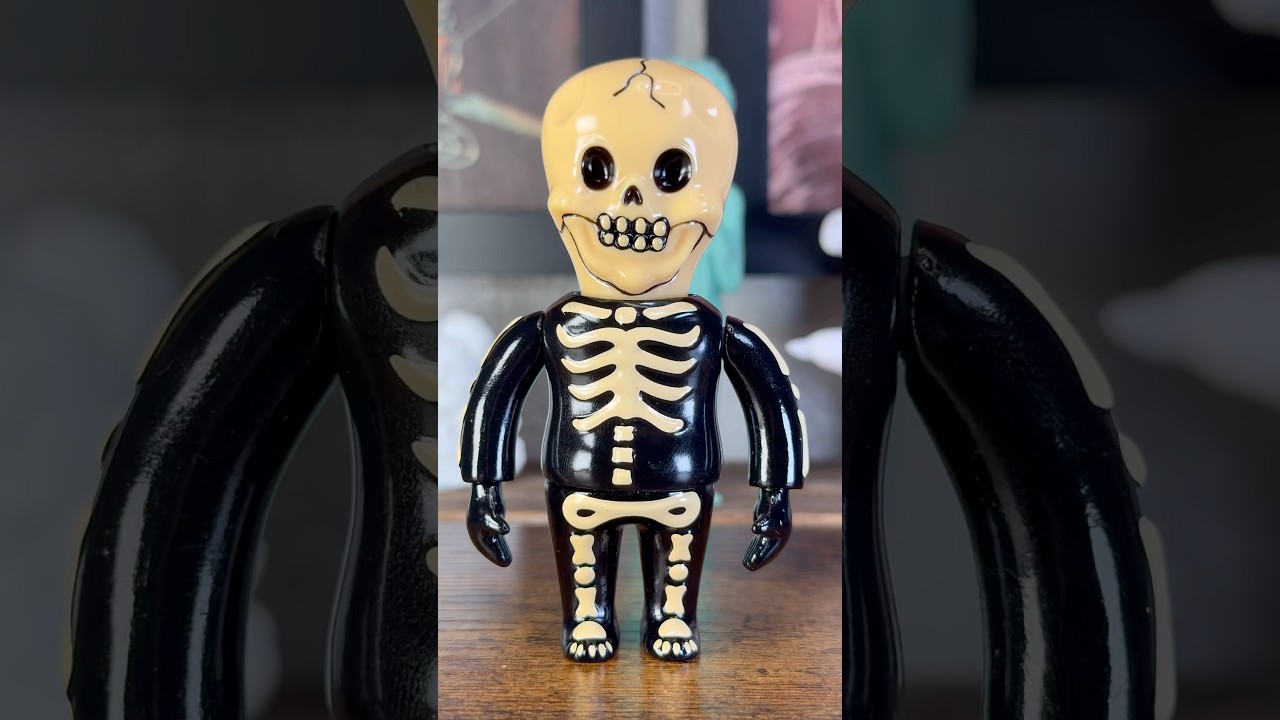 Headlock Studio Monster World Series 3 Skeleton Day 1 #toys