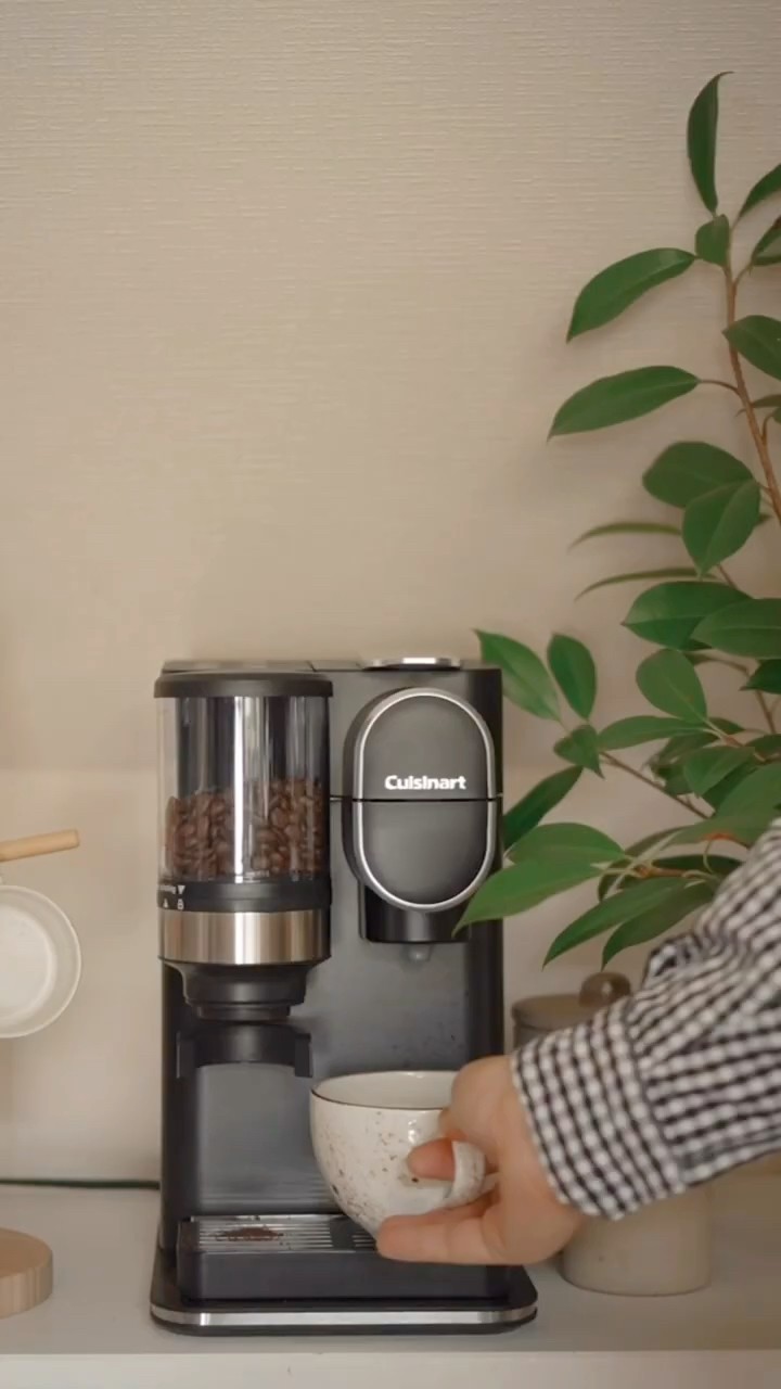 クイジナート「ドリップワン ミル付コーヒーメーカー DGB-2KJ