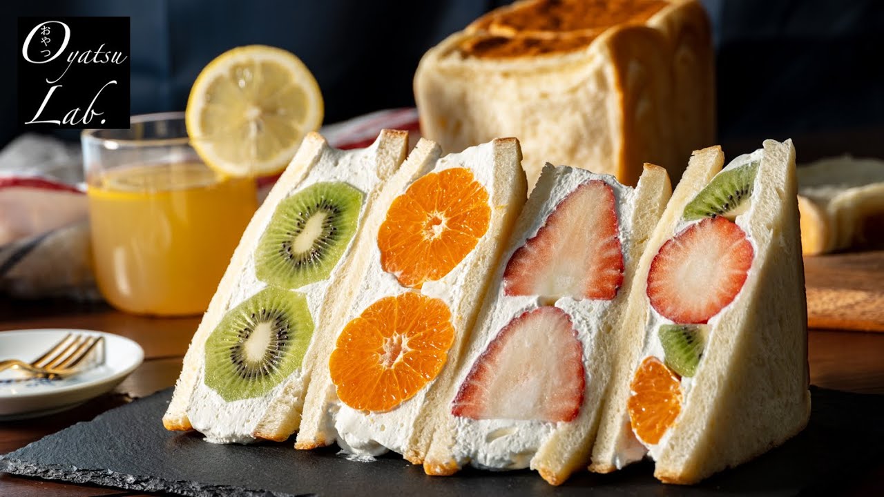 パンが違う！いちごたっぷりフルーツサンドのレシピ動画 | レシピ