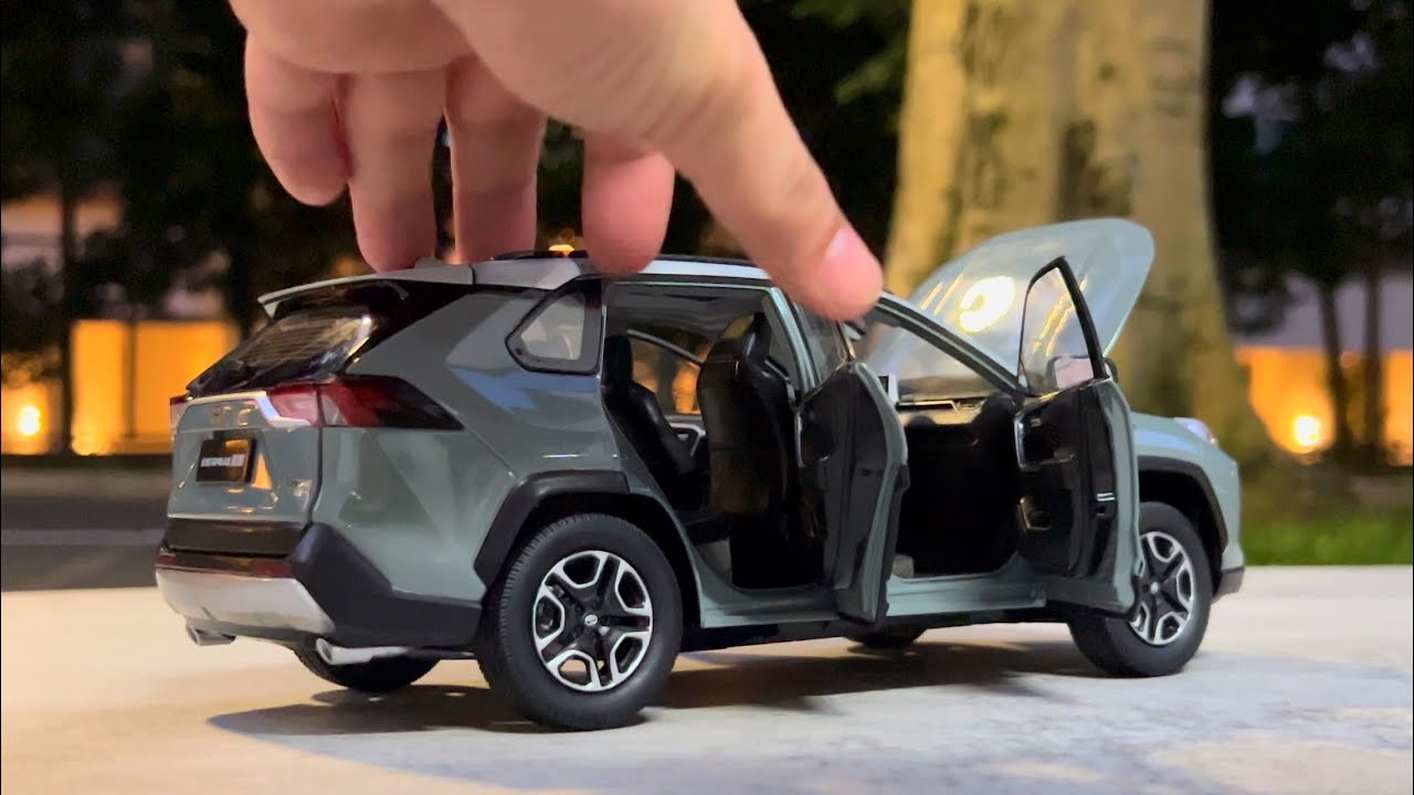 Unboxing Toyota Rav4 1/18 Diecast Model | Diecast Show - YouTube