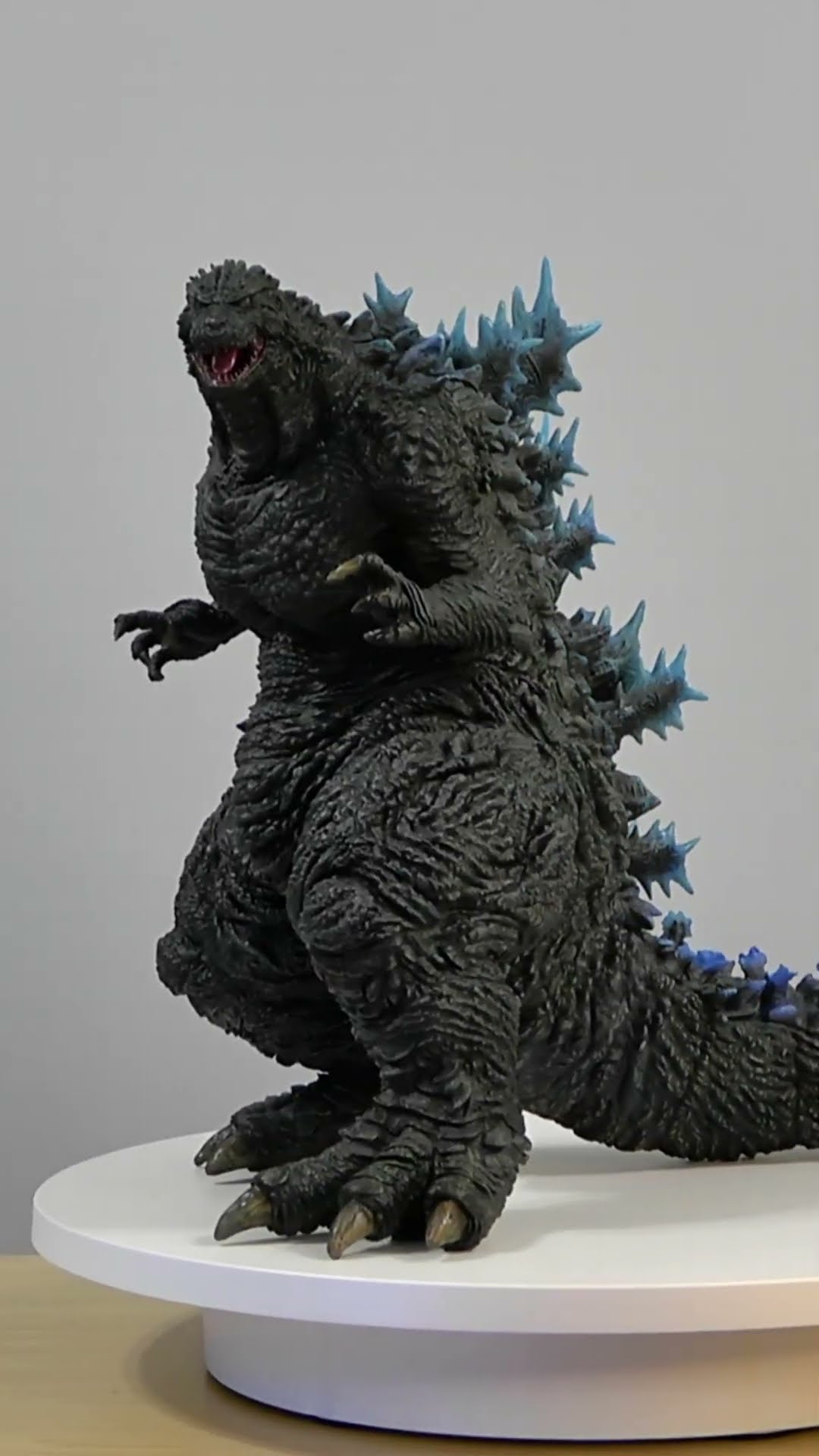 東宝30cm《ゴジラ・ザ・ライド》ゴジラ・ストア限定版!! #shorts - YouTube