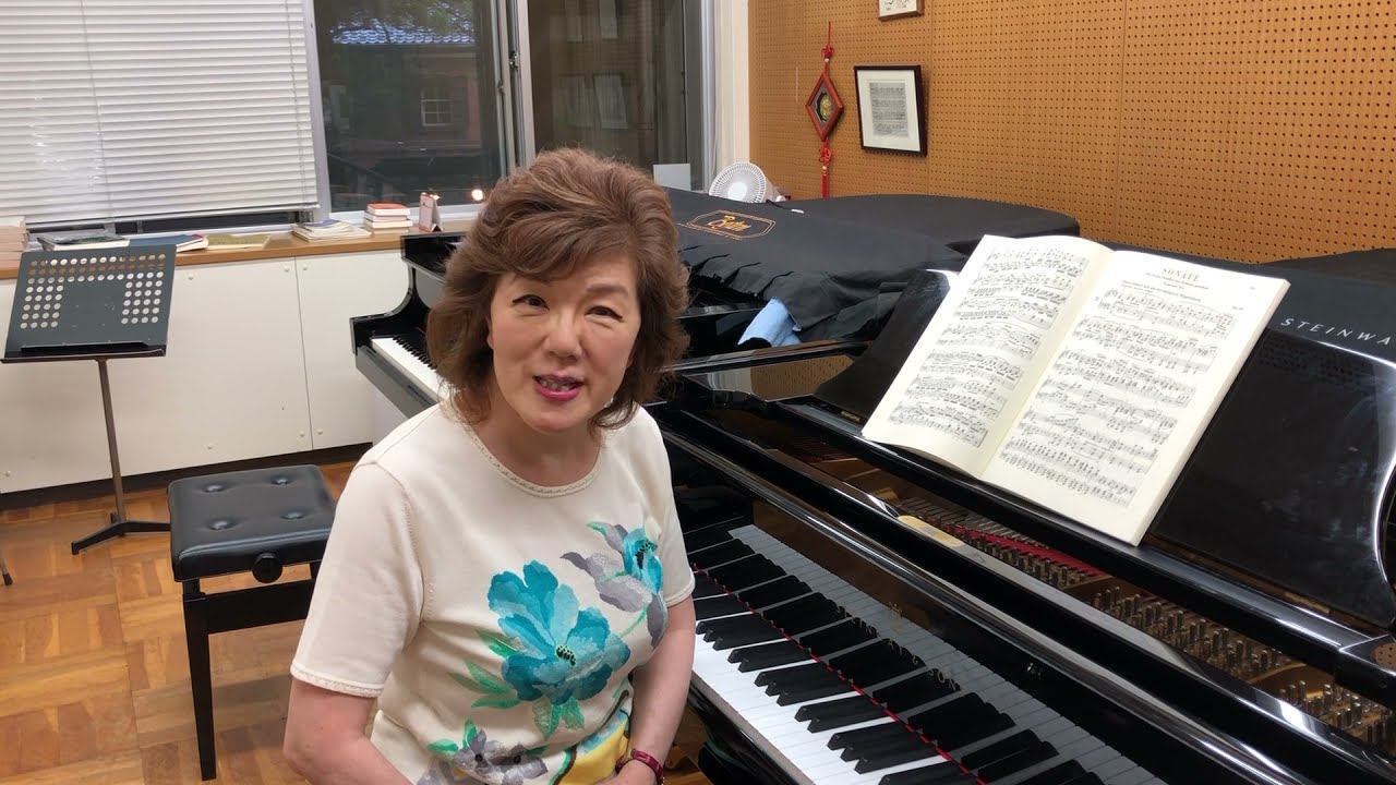 伊藤恵（ピアノ）からのメッセージ - YouTube