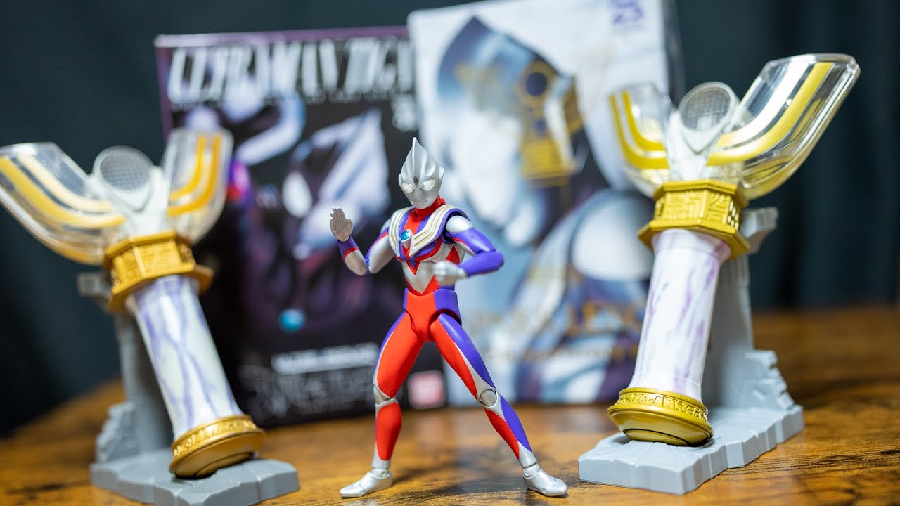 ウルトラマンティガ 歴代最高のスパークレンス ウルトラレプリカ 25th