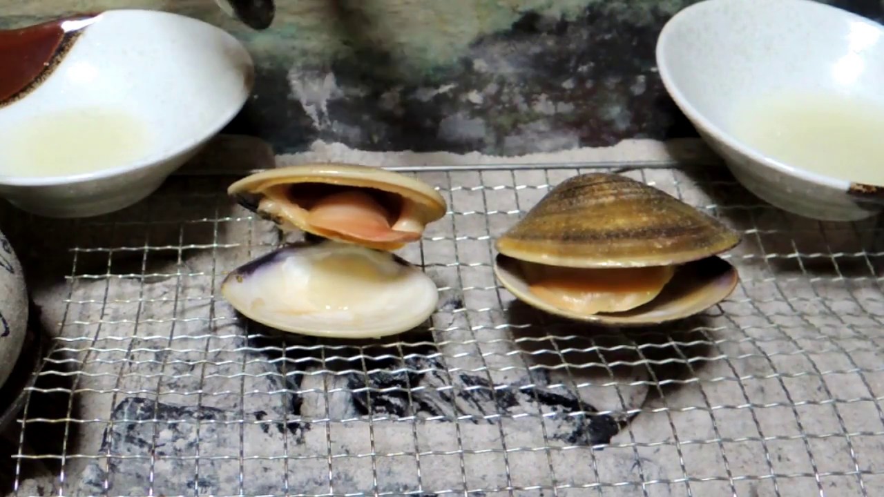 ハマグリ（九十九里と桑名）【江戸長火鉢 16杯目】 - YouTube