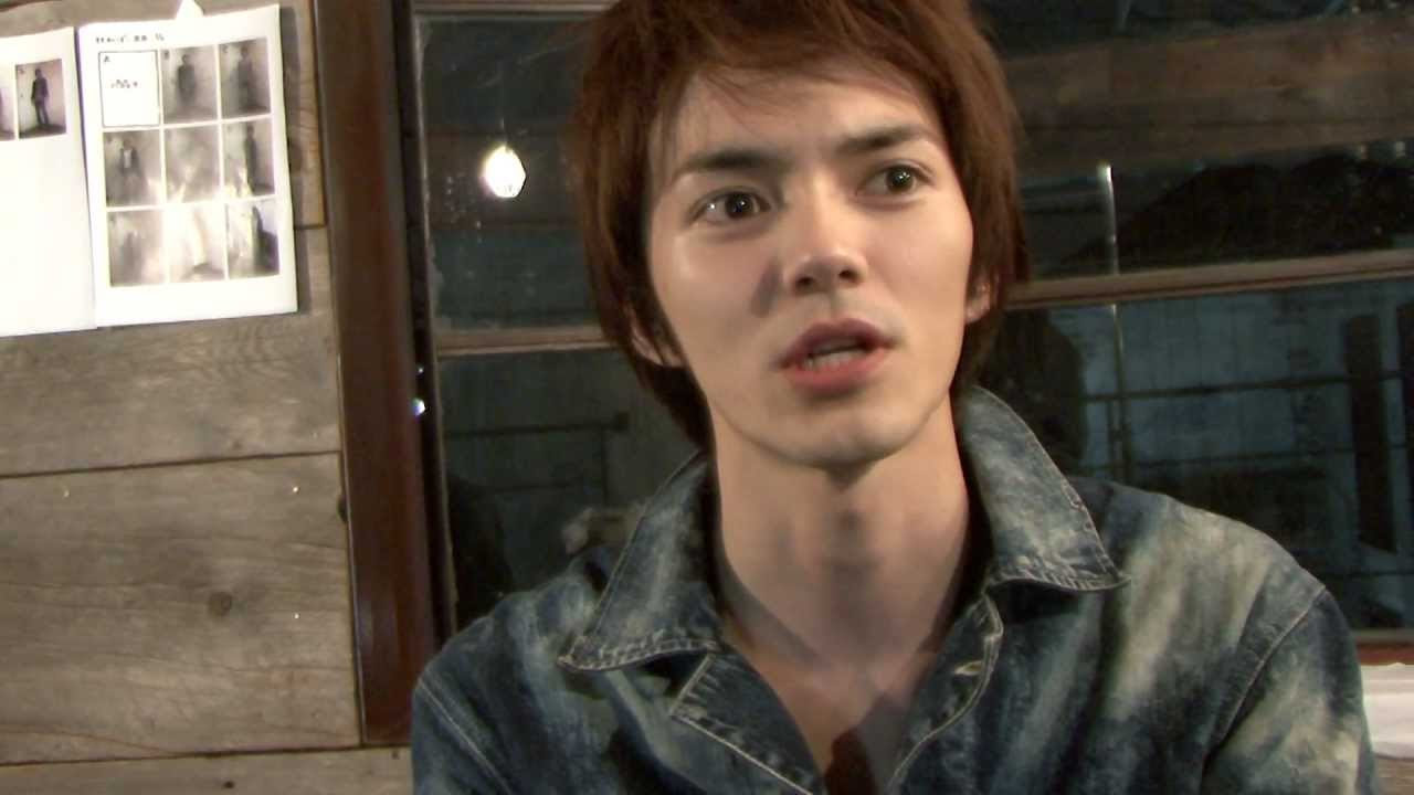 林遣都オフィシャルカレンダー 2012-2013 メイキングpart2 - YouTube