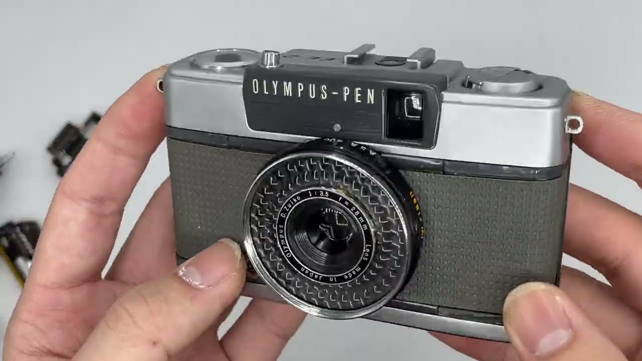 Olympus Pen EE-2 | Half-Frame 35mm Film Camera Review & Test - YouTube