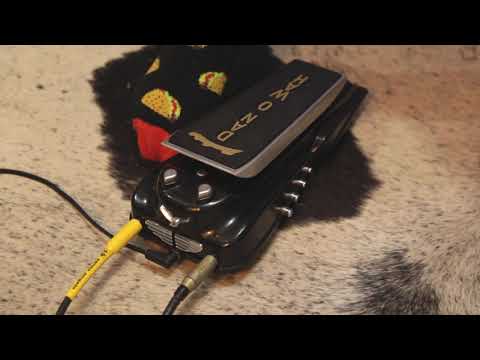 Pedal Dan o Wah - Danelectro - YouTube