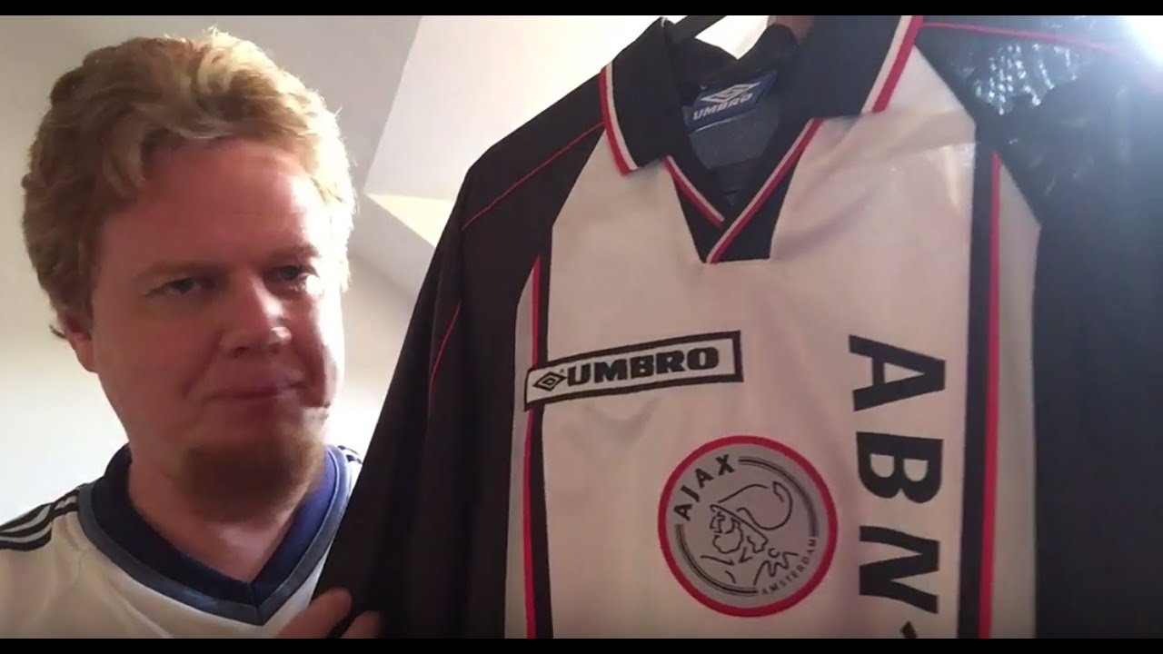 AFC Ajax (Away 1998-99) - YouTube