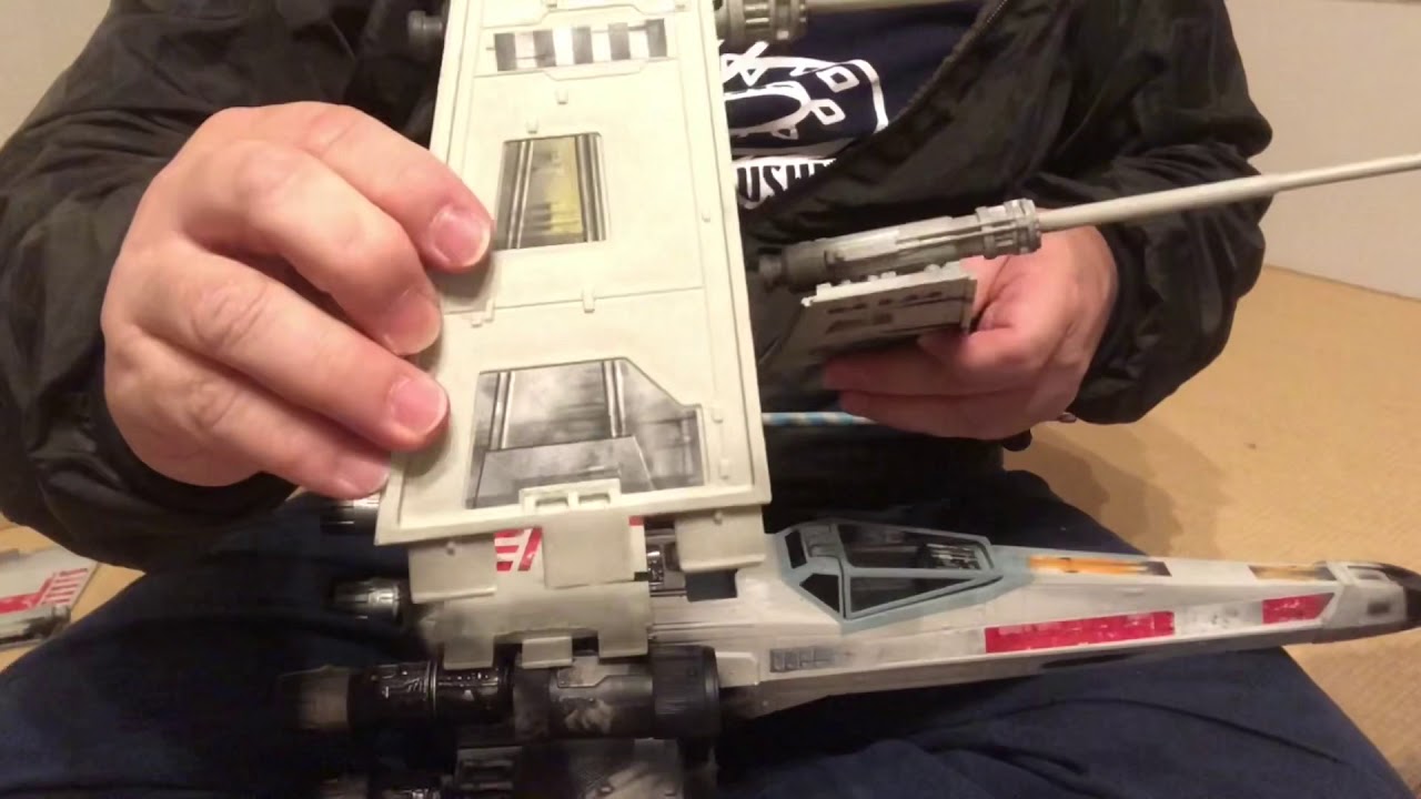 プロップ並み？カッコイイ！ハズブロ Xウイングファイター！ - YouTube