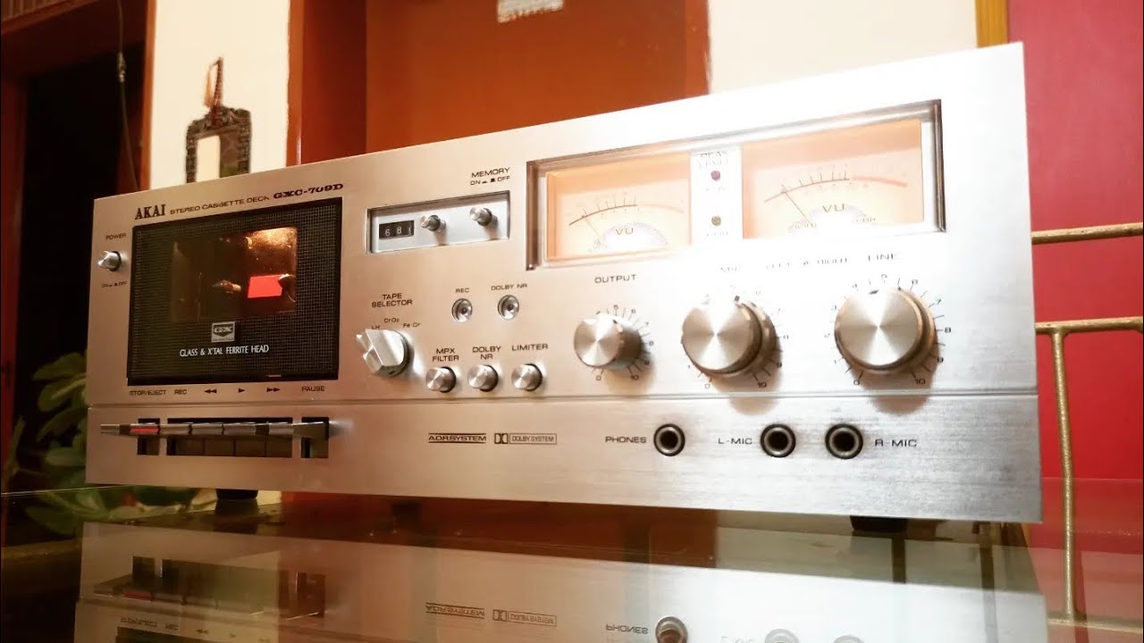 AKAI GXC-709D Cassette Player - YouTube