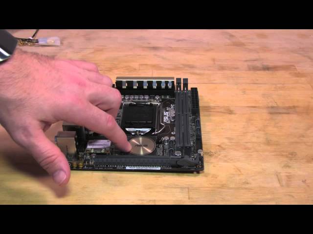 Asus Z97I Plus Features and Design Review - YouTube