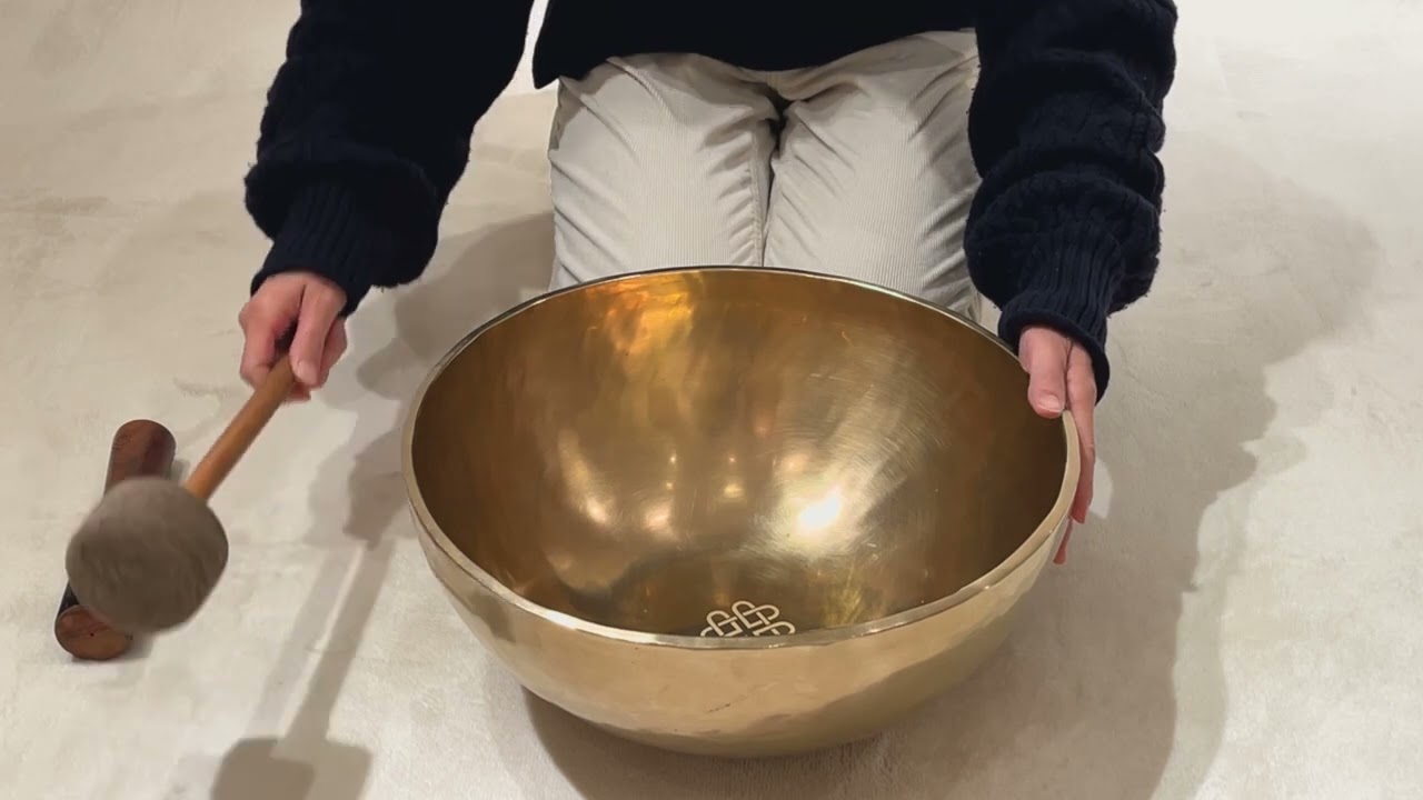 チベット・シンギングボウル渋金・特大サイズ｜浄化・瞑想・ヨガ