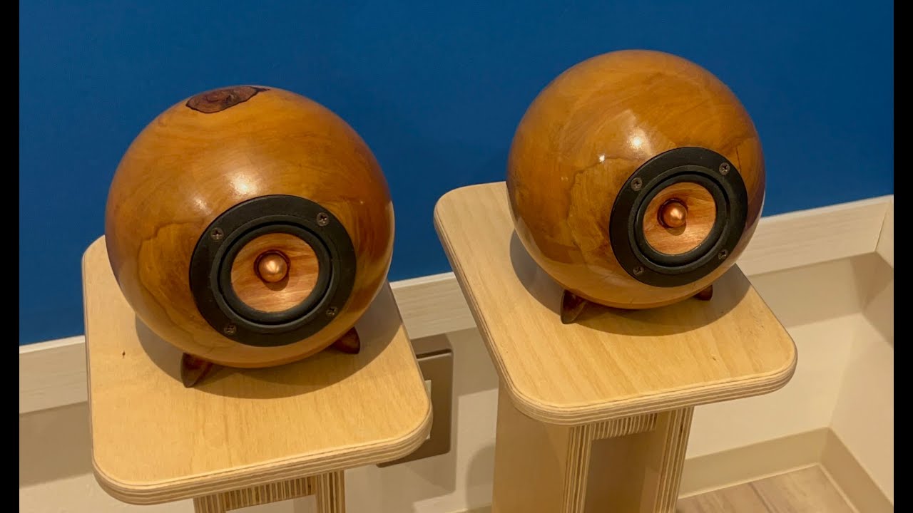 オリーブの無垢材の球体スピーカー - YouTube