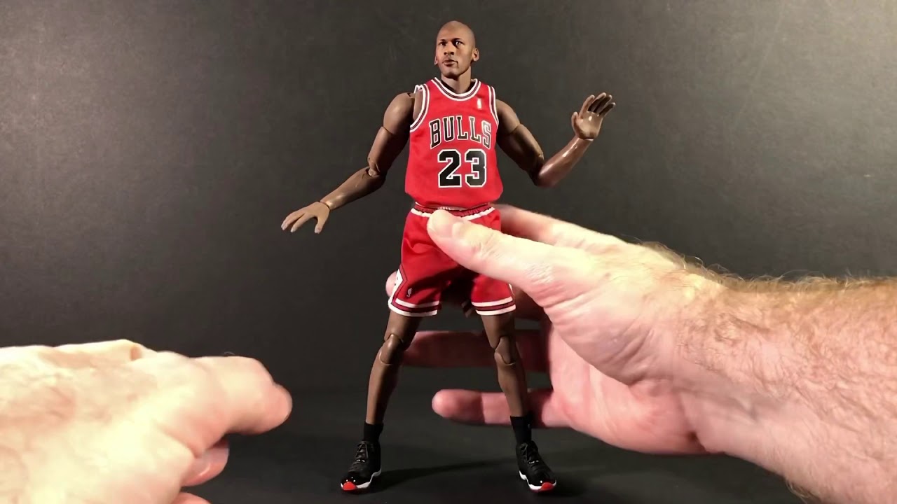 1/9 Enterbay Michael Jordan Figure - YouTube