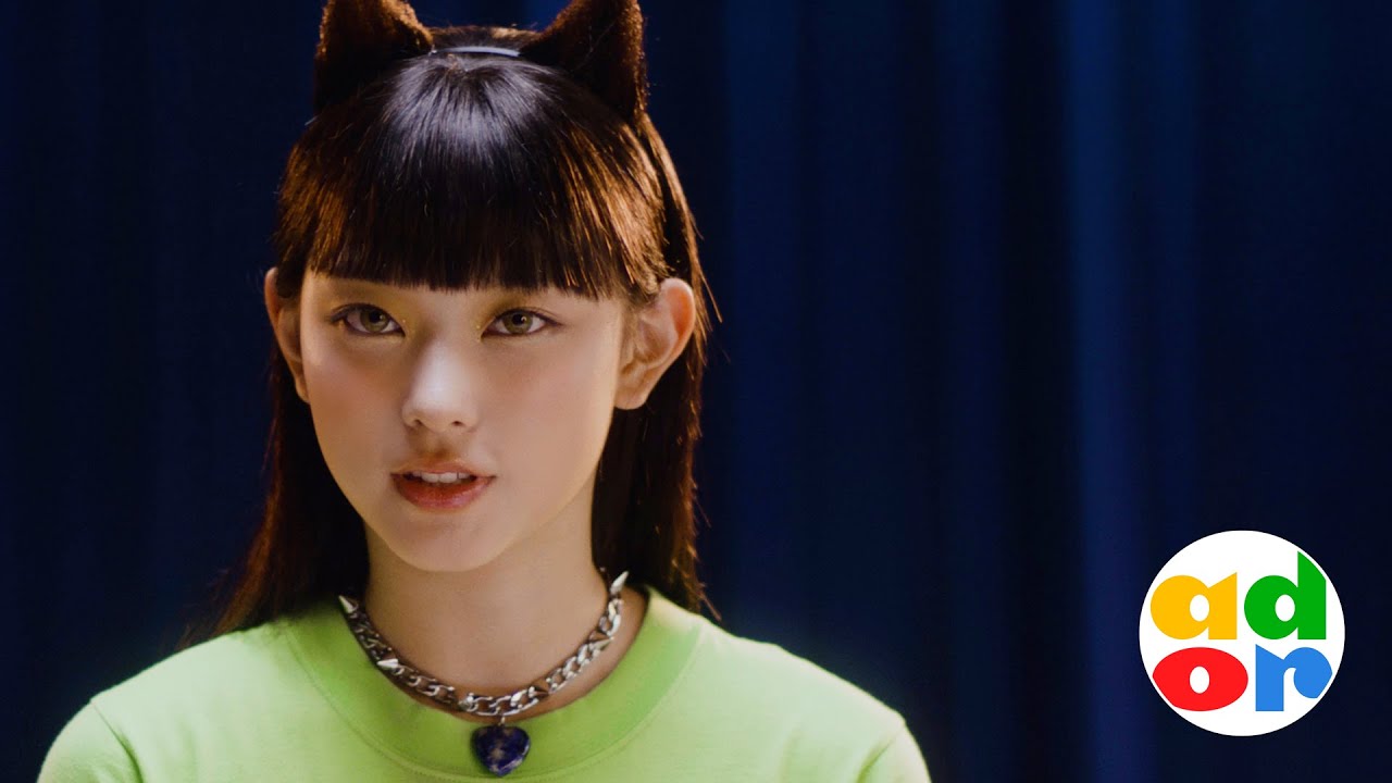 NewJeansが『Get Up』から新曲“New Jeans”のMVを公開 パワーパフ