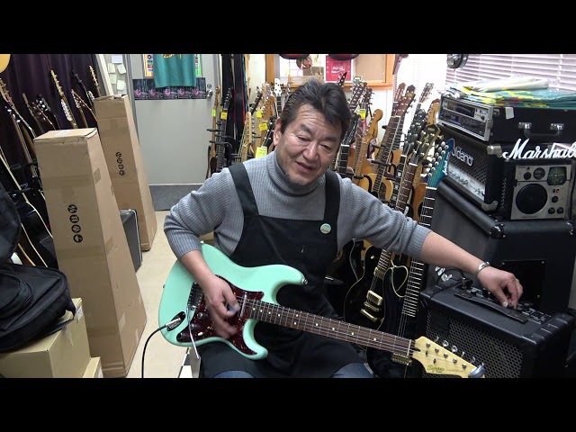 Squier Vintage Modified Surf Stratocaster スクワイヤーbyフェンダー