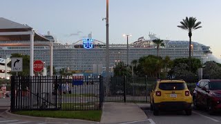 Utopia Arrives in Port Canaveral - YouTube