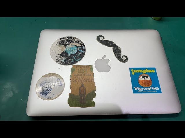 中古激安修理】MacBook Pro 2015 画面割れ：ジャンク秘技「ニコイチ