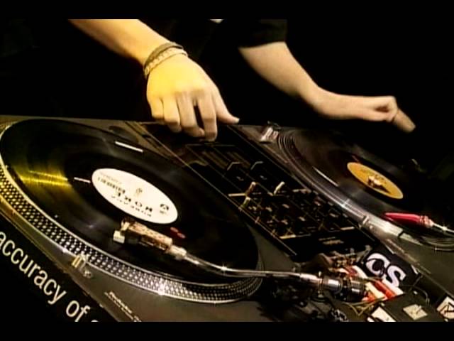 DJ KENTARO DMC'02 JPN FINAL-3◇世界を制した神ﾌﾟﾚｲ - YouTube