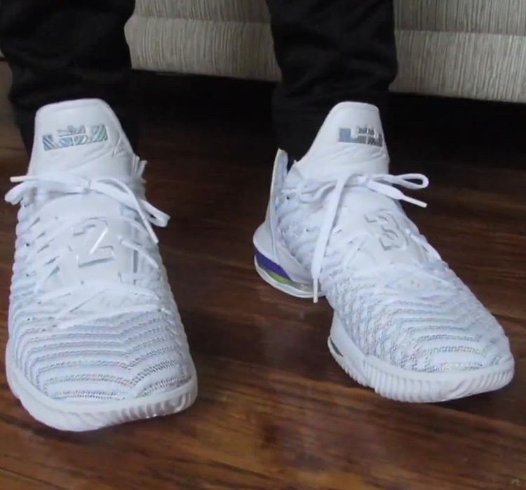 ナイキ レブロン16 “バズ・ライトイヤー” 着用画像公開！ | 8469