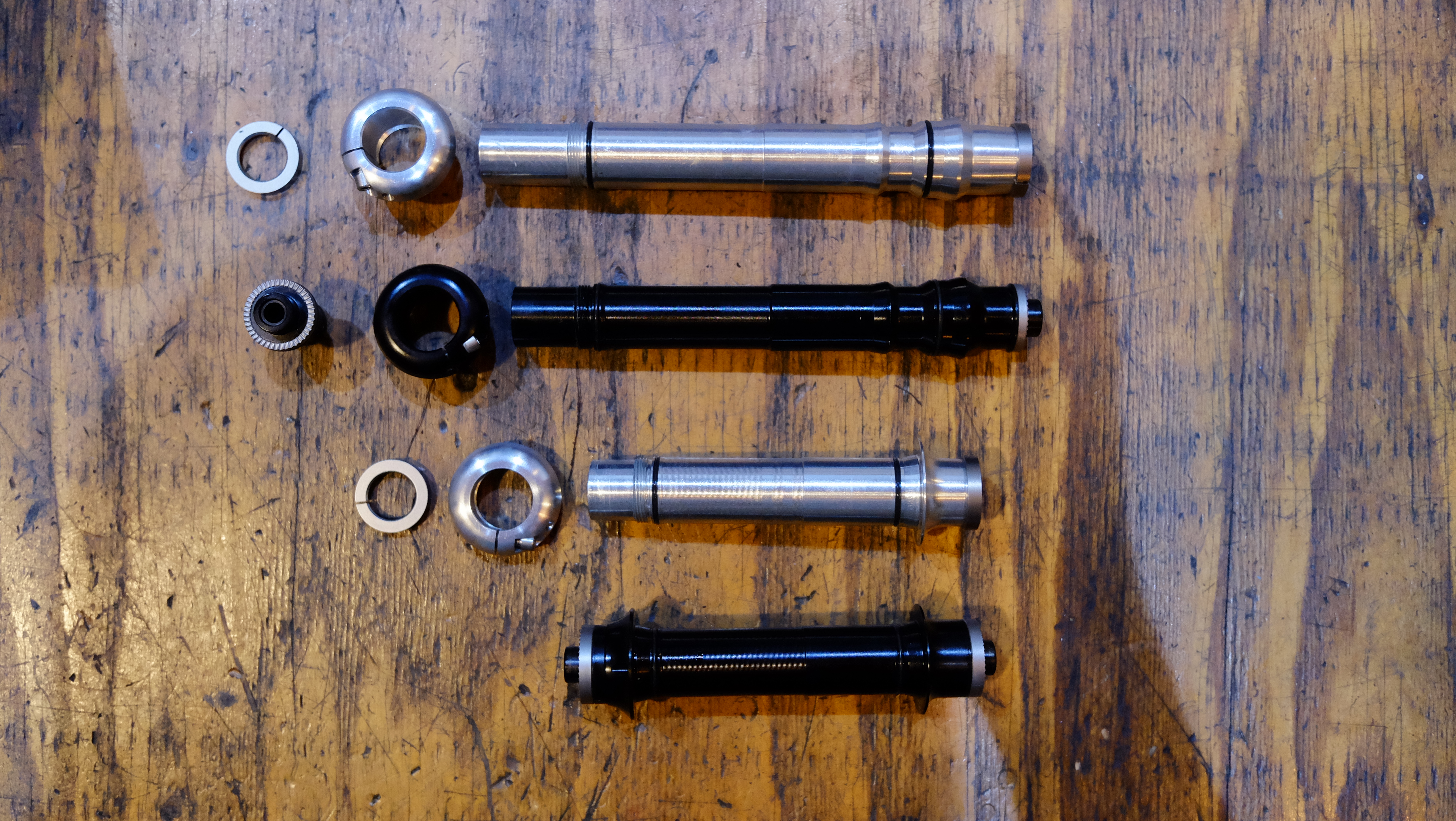 新芯信 – CHRIS KING R45 Disc Hub Axle Change | CULTURE CLUB