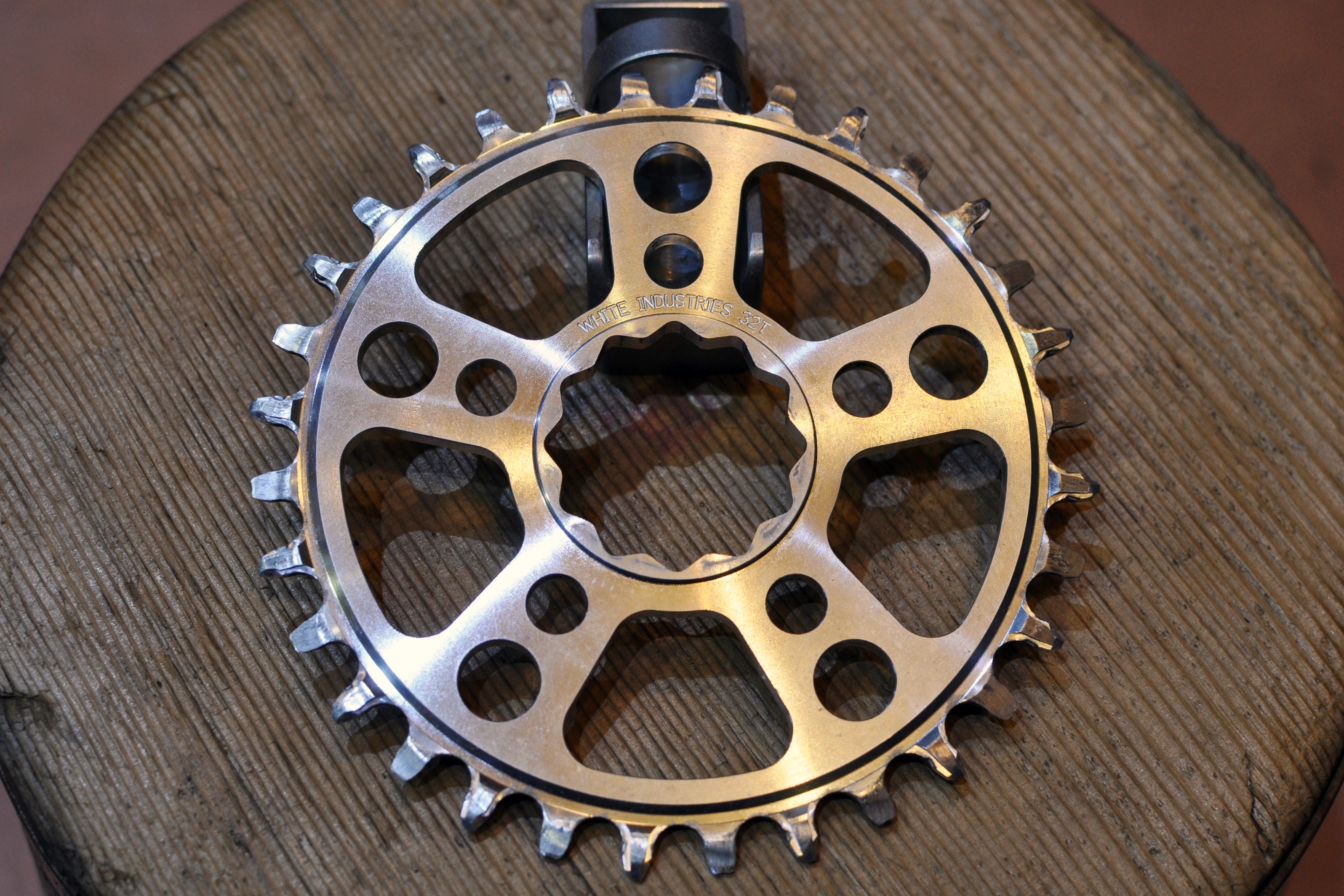 新入荷情報「WHITE INDUSTRIES TSR Chain Ring」 | CULTURE CLUB