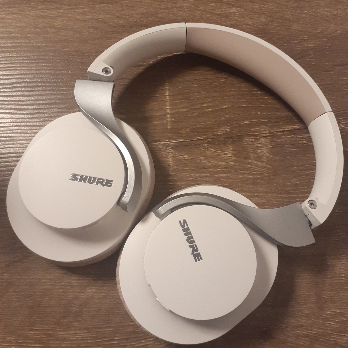 ワイヤレスヘッドホン SHURE AONIC 40 レビュー - audio-sound@premium