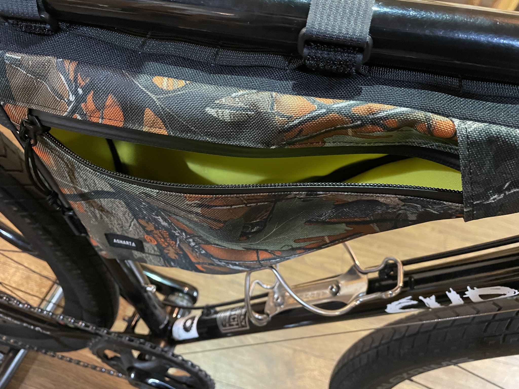 MIDHIGHT SPECIALにフレームバッグを♡ – cyclemark サイクルマーク