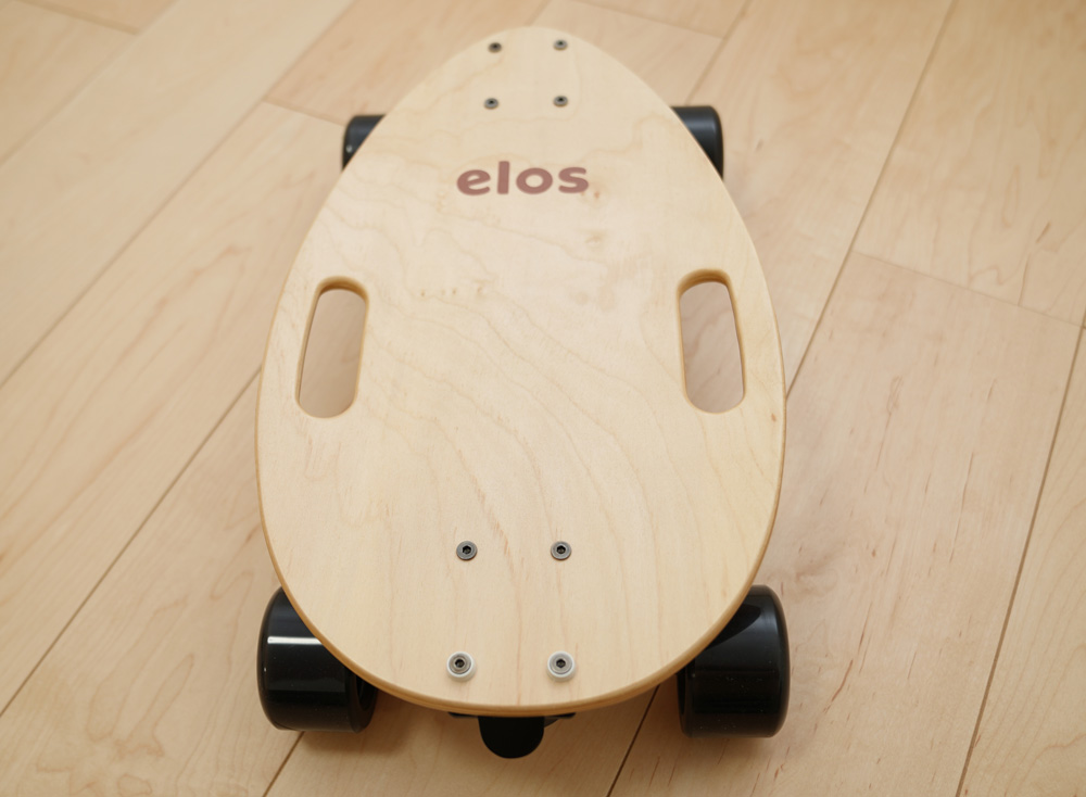 不思議な形のスケボー『Elos』に乗ってみた！ - わさびブログ