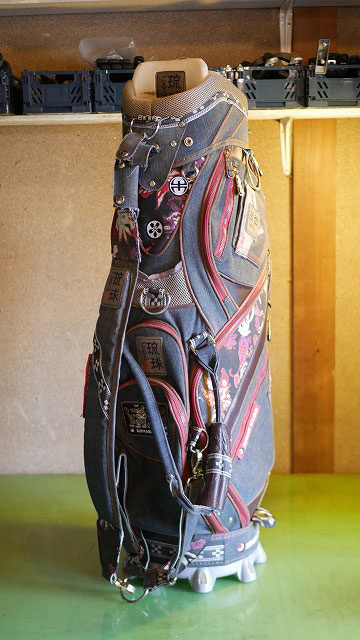 ZIPANG STUDIO)琉球ゴルフ/キャディバッグの破れた内部仕切り布を作製