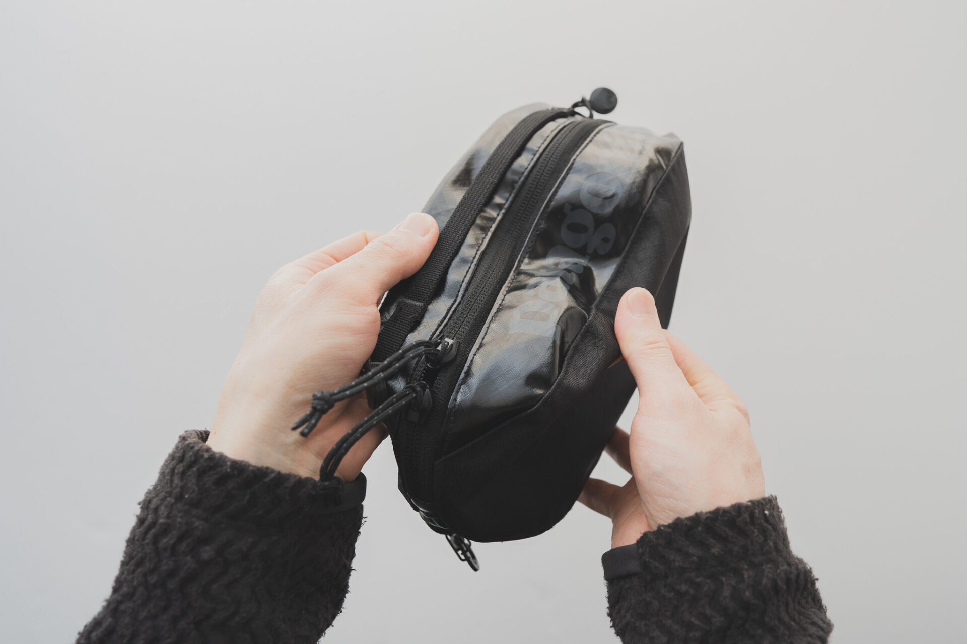 パタゴニア】ブラックホールキューブ3Lの使い方。ショルダーバッグ化