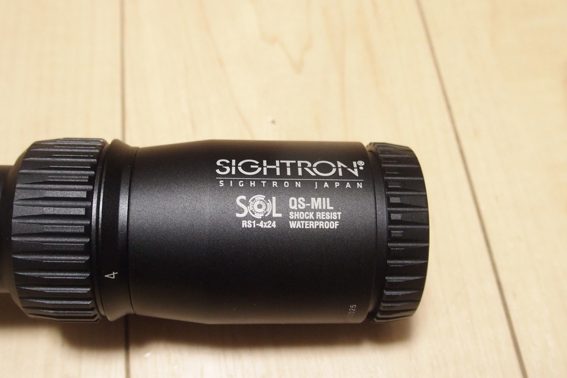 サイトロンジャパンとLayLaxのコラボ。1-4×24mm ショートスコープ