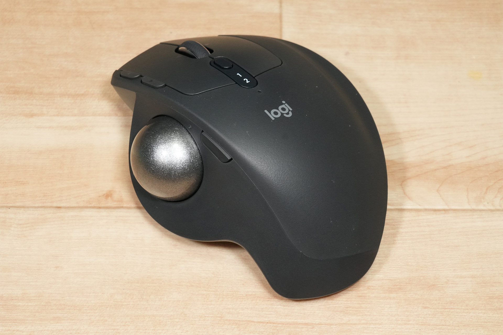 USB-Cになって新登場したLogicool製ワイアレストラックボール、MX Ergo