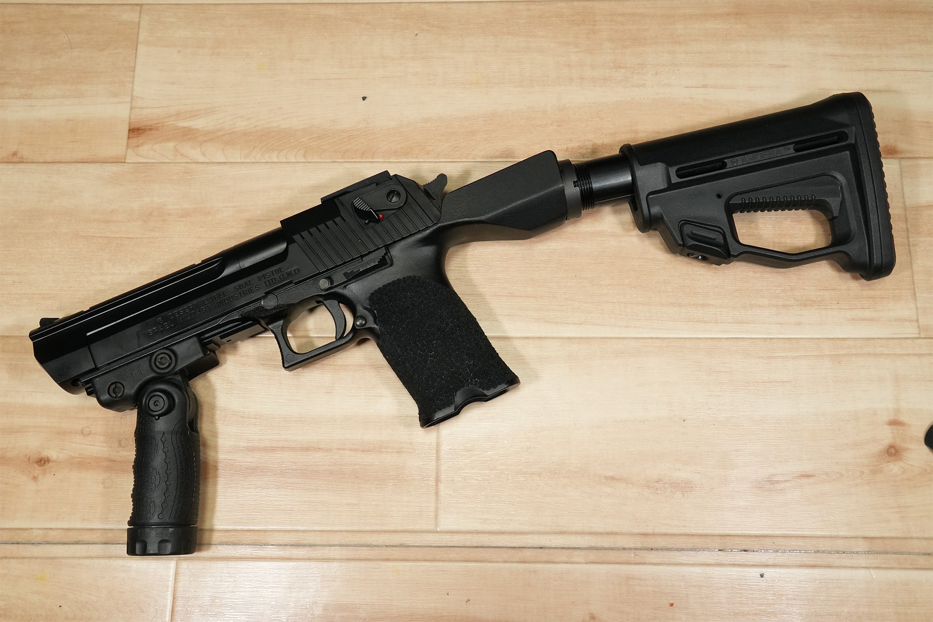 KM企画 デザートイーグル 50AE GBB 新旧共用 逆ネジタイプ