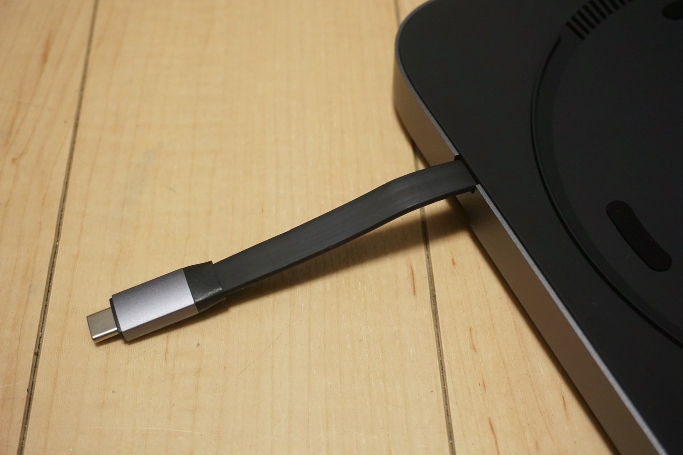 Mac mini (2018)用Dock Satechi Type-C アルミニウム スタンド & ハブ
