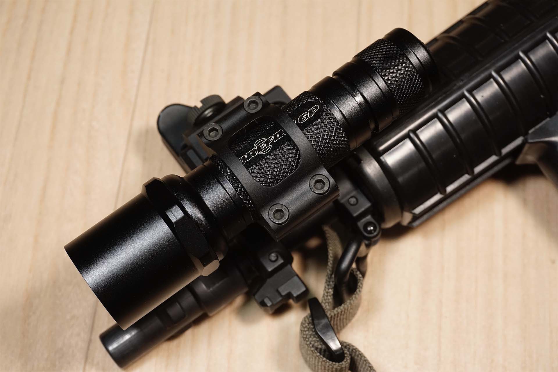 ノーブランド SureFire 6P タイプ LEDライトとBigDragon製DDタイプ