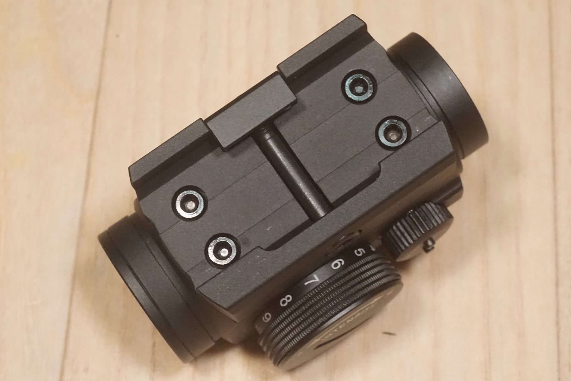 Aimpoint T2スーパーレプリカ、DMAG Red Dot Sight D2(DM004BK)の